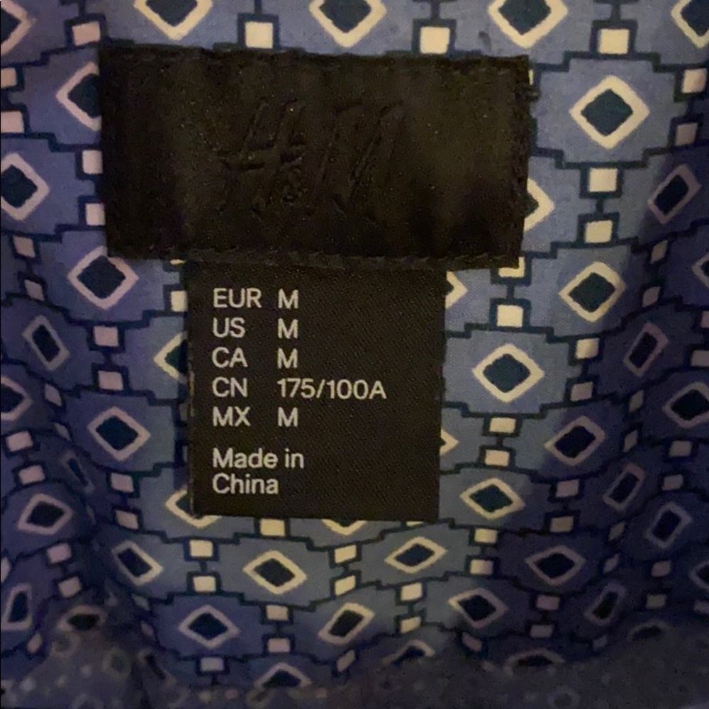 H&M button down - Picture 2 of 2